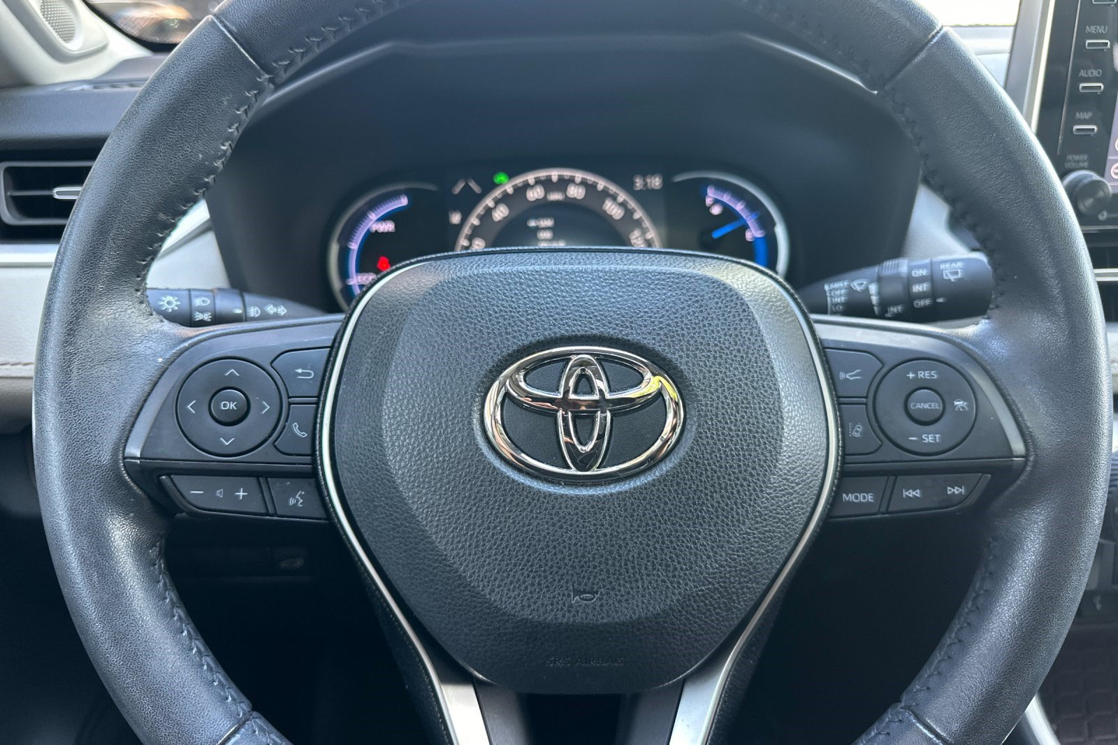 Used 2021 Toyota RAV4 Limited w/ Carpet Mat Package (TMS) AWD/4WD image 11
