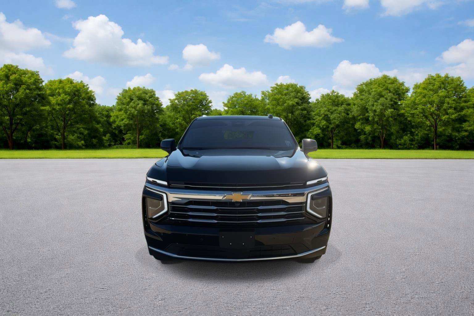 Used 2025 Chevrolet Tahoe LT image 2