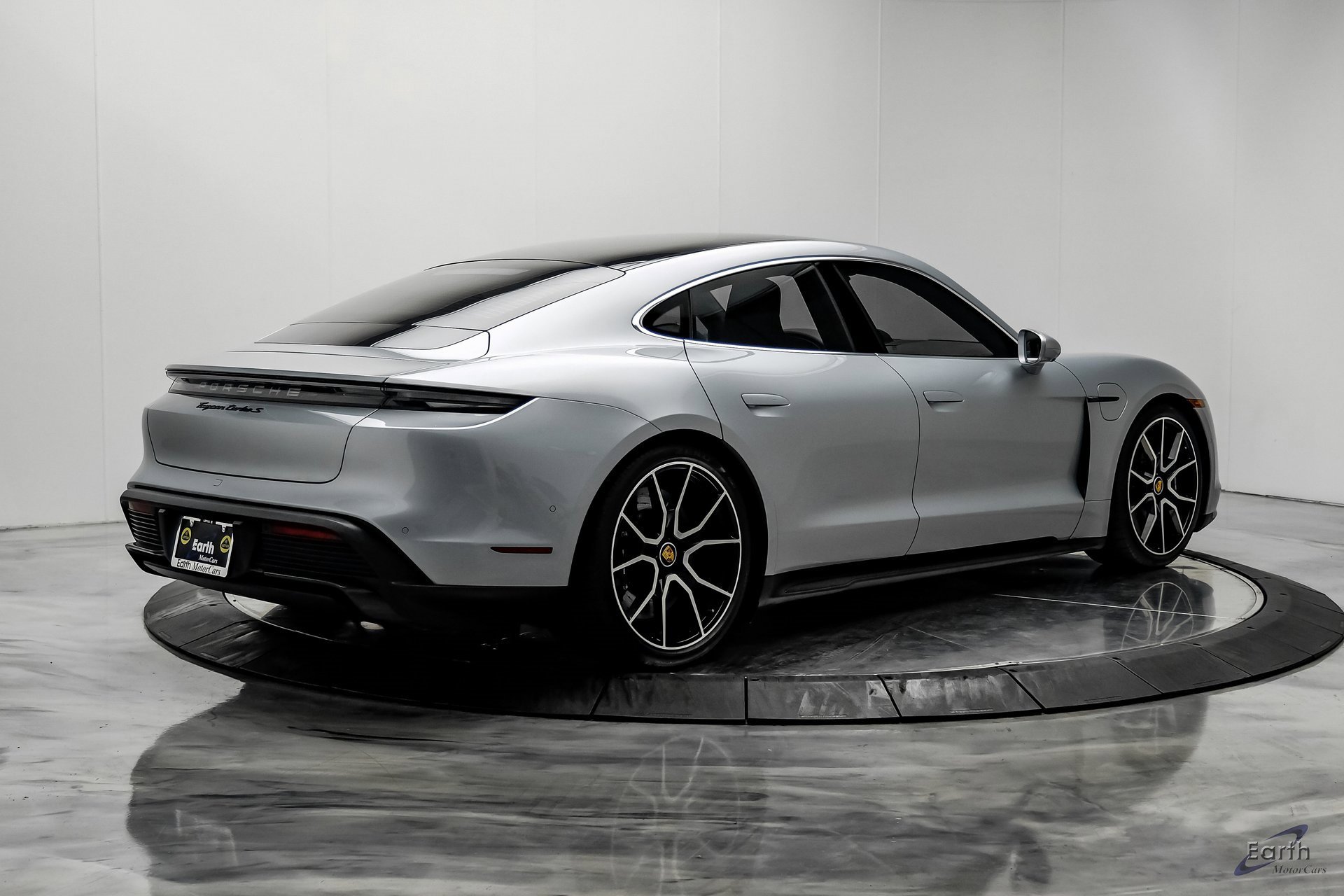 Used 2023 Porsche Taycan Turbo S w/ Premium Package image 13