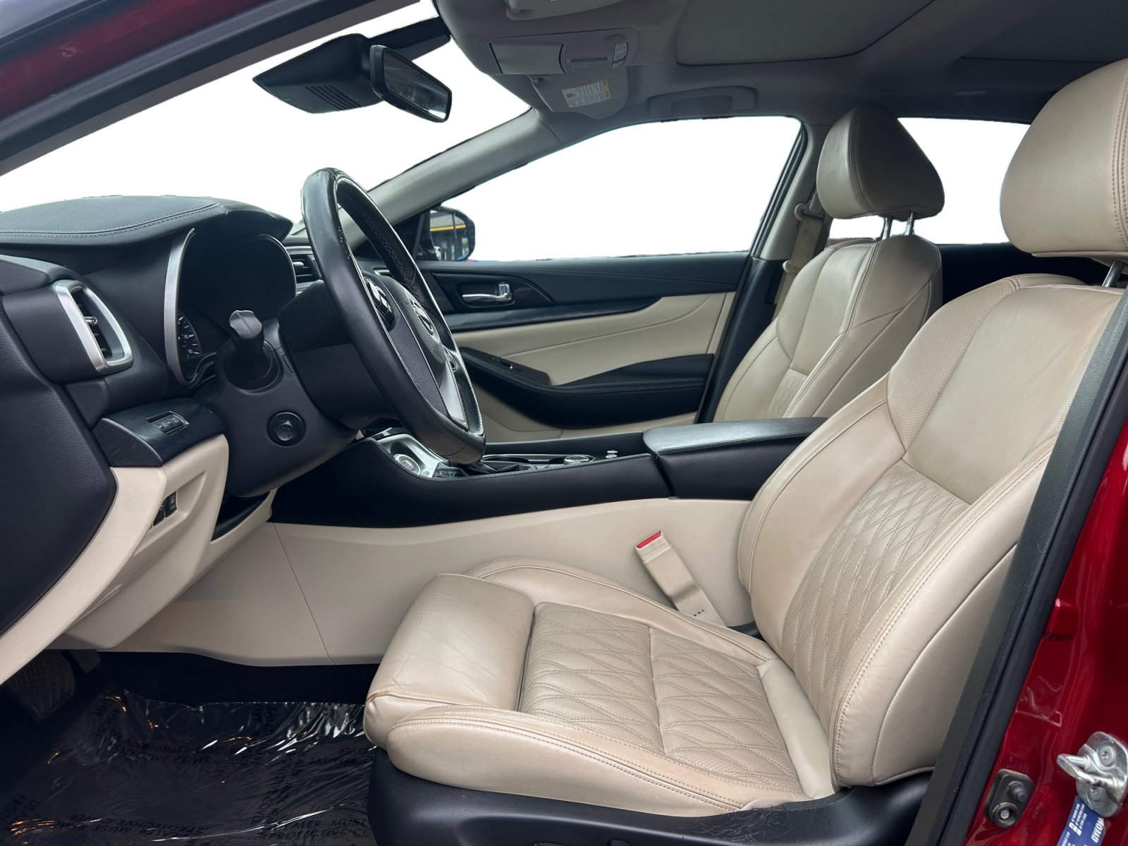 Used 2023 Nissan Maxima Platinum w/ Sport Mat Group FWD image 9