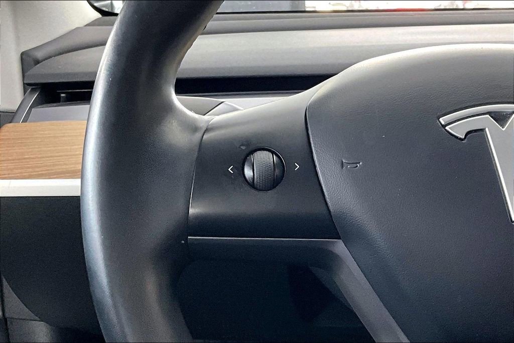 Used 2018 Tesla Model 3 Long Range image 10