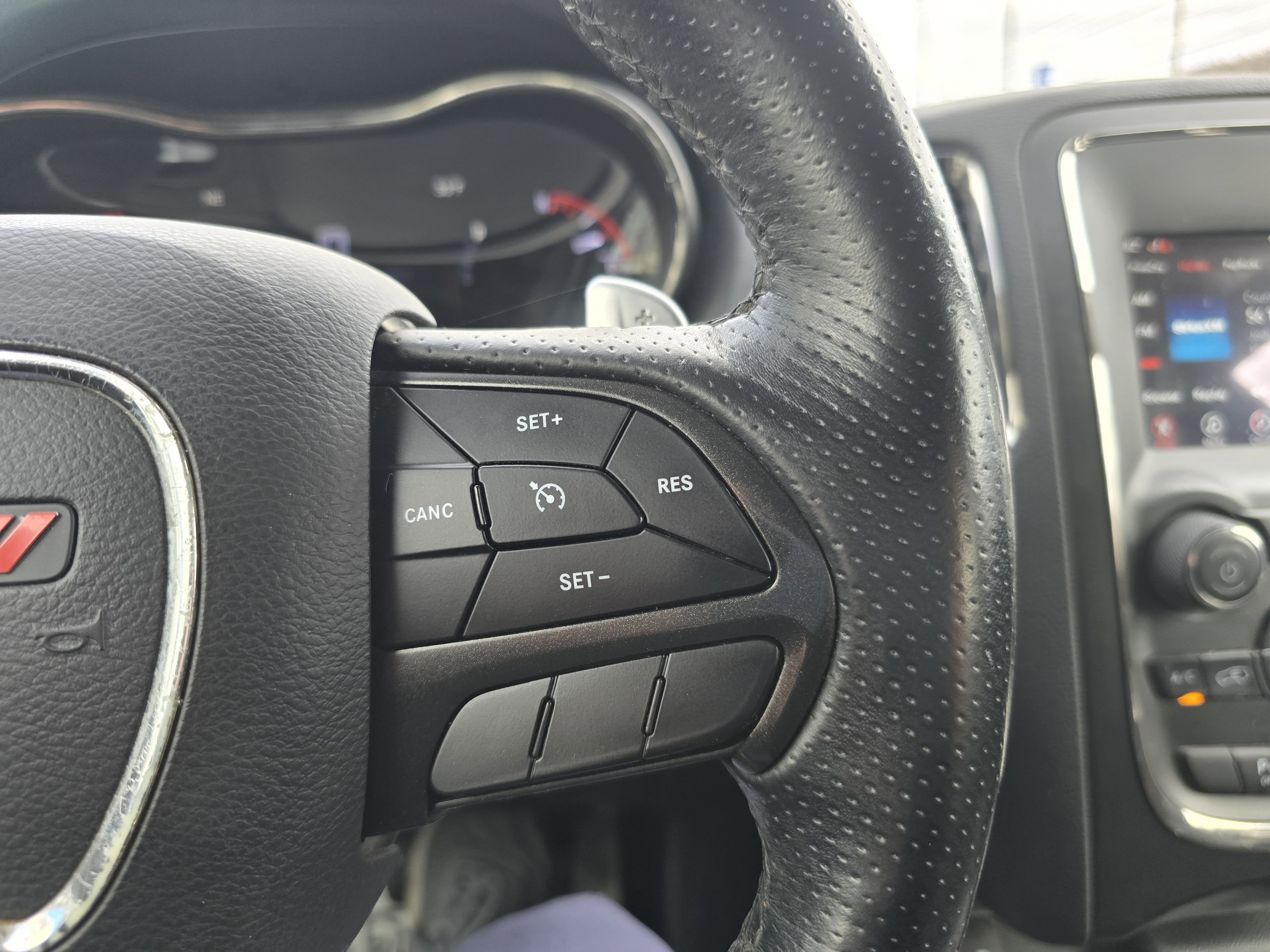 Used 2018 Dodge Durango GT image 18