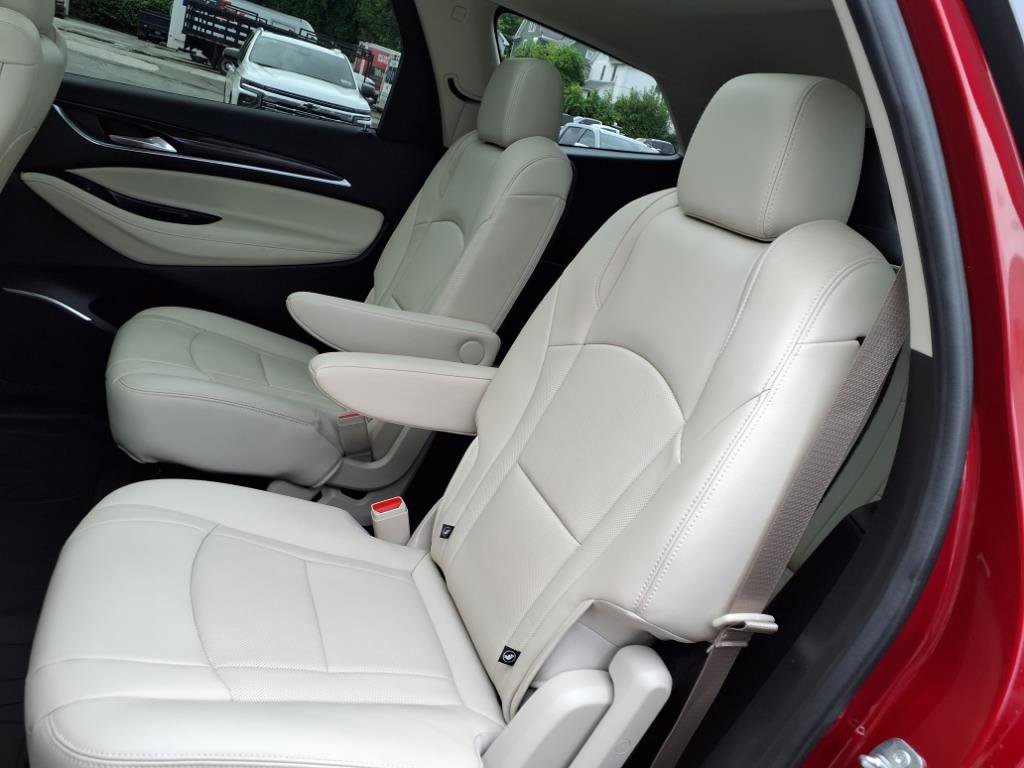 Used 2022 Buick Enclave Essence w/ Experience Buick Package image 18
