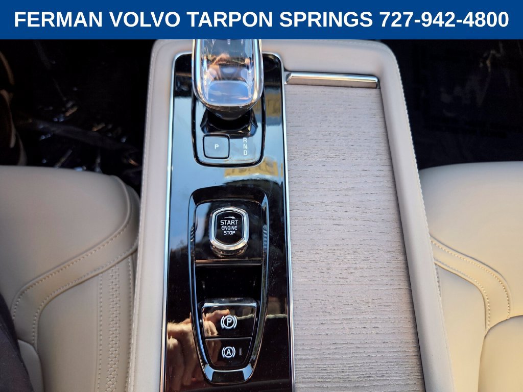 New 2027 Volvo XC90 T8 Plus AWD/4WD image 26