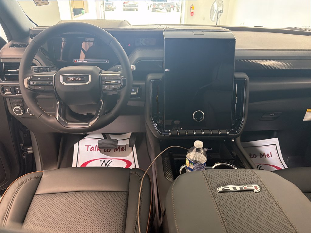 New 2026 GMC Yukon XL AT4 w/ LPO, Floor Liner Package AWD/4WD image 17