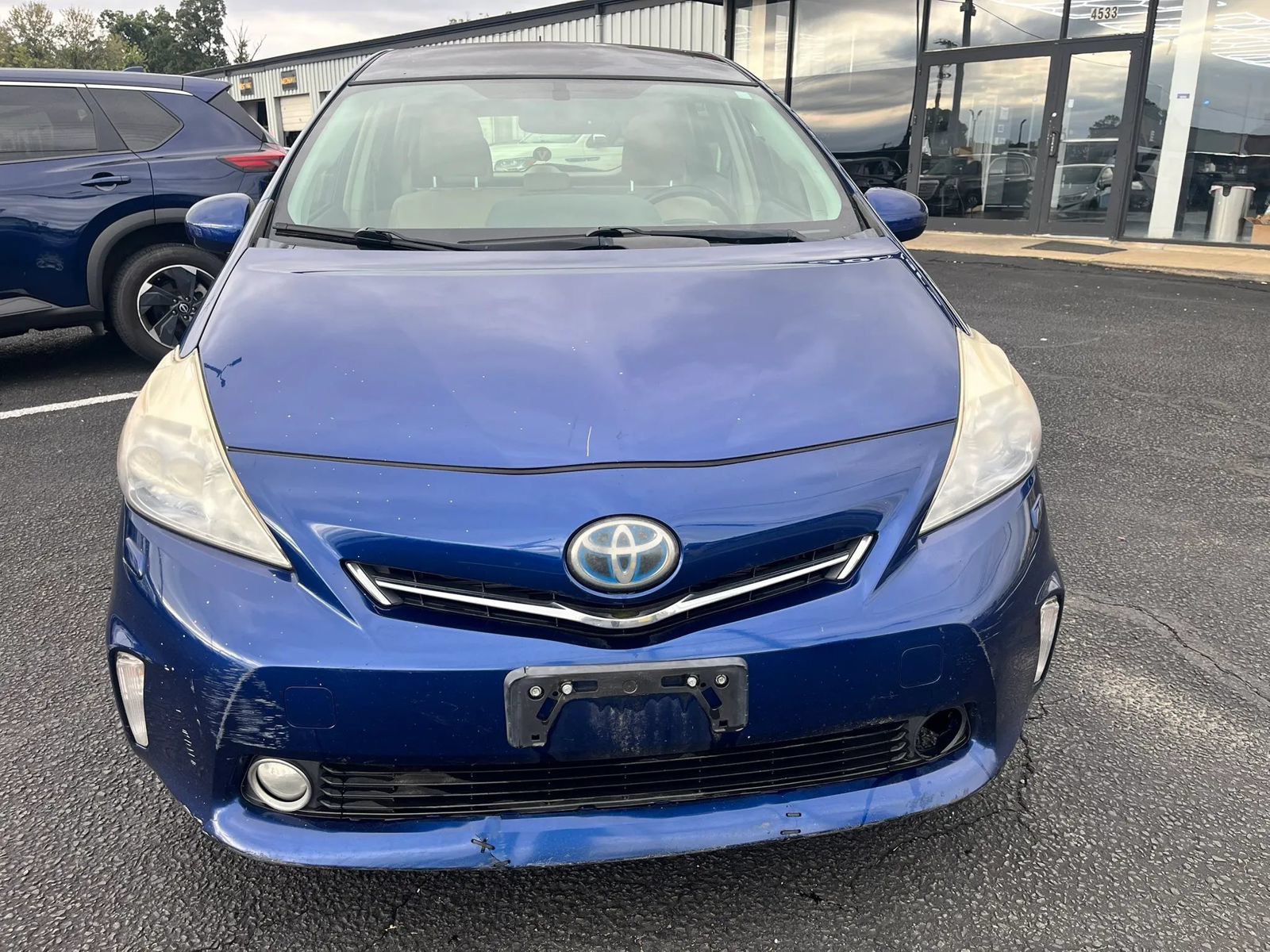 Used 2013 Toyota Prius V Five FWD image 2