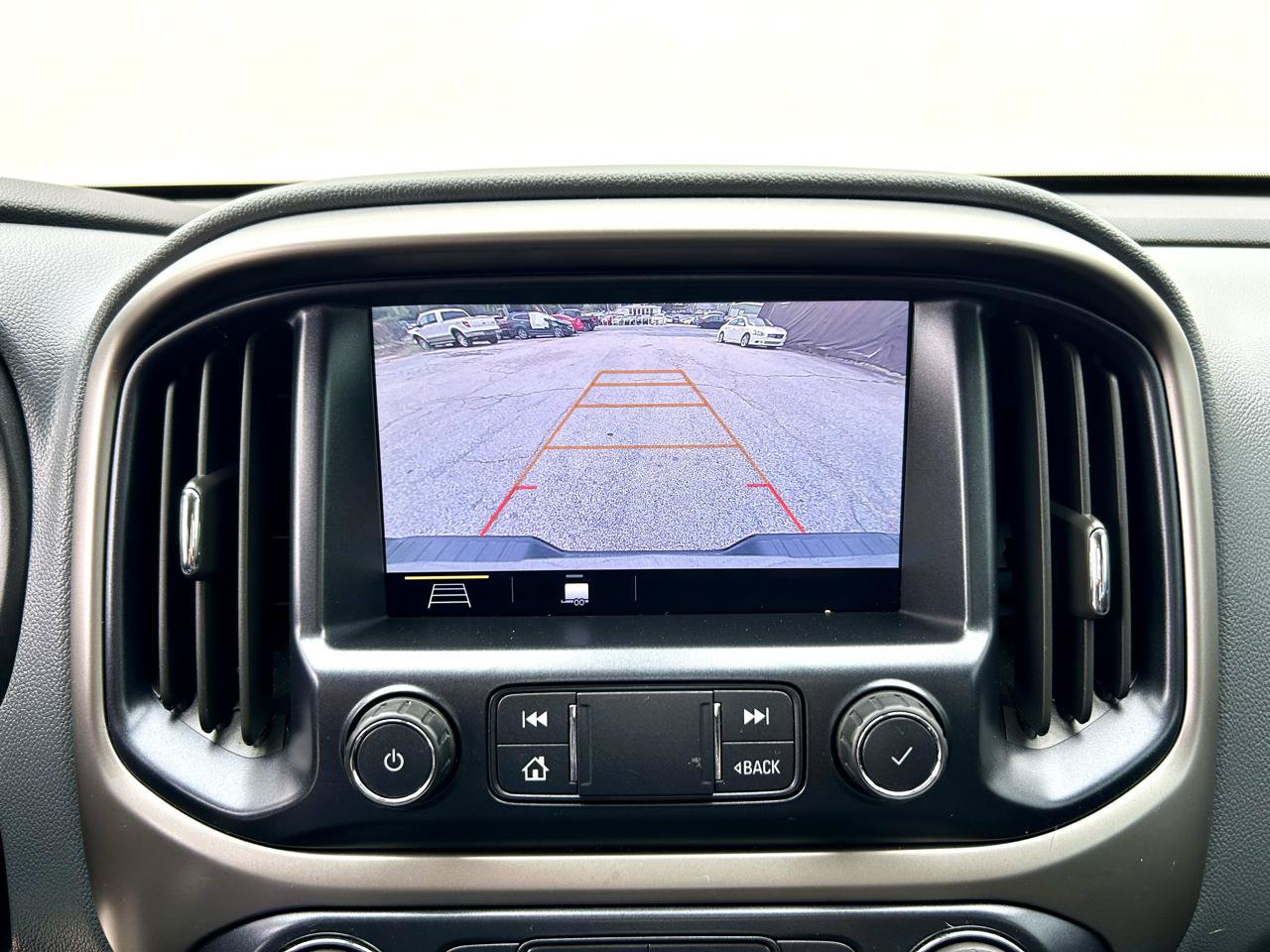 Used 2019 Chevrolet Colorado Z71 RWD image 23