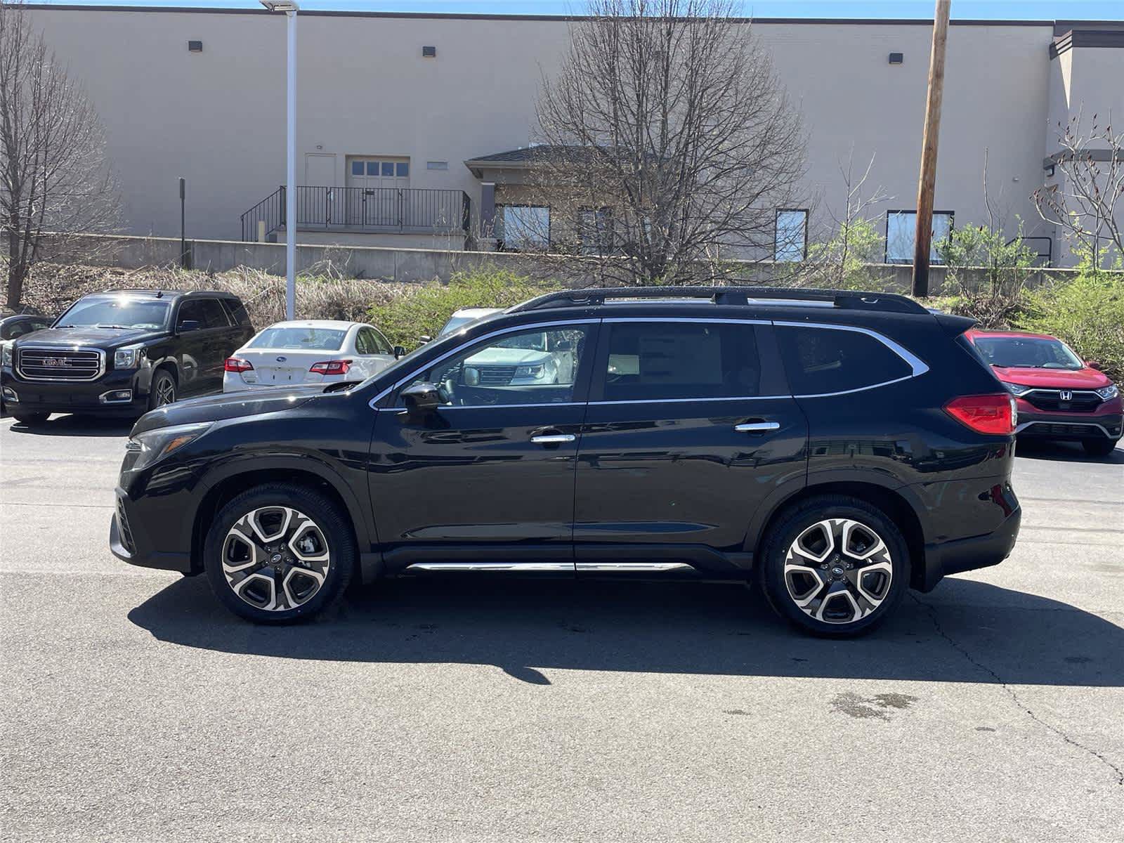 New 2026 Subaru Ascent Touring AWD/4WD image 2