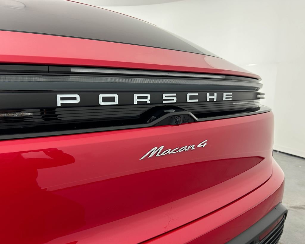 New 2026 Porsche Macan 4 Electric AWD/4WD image 28