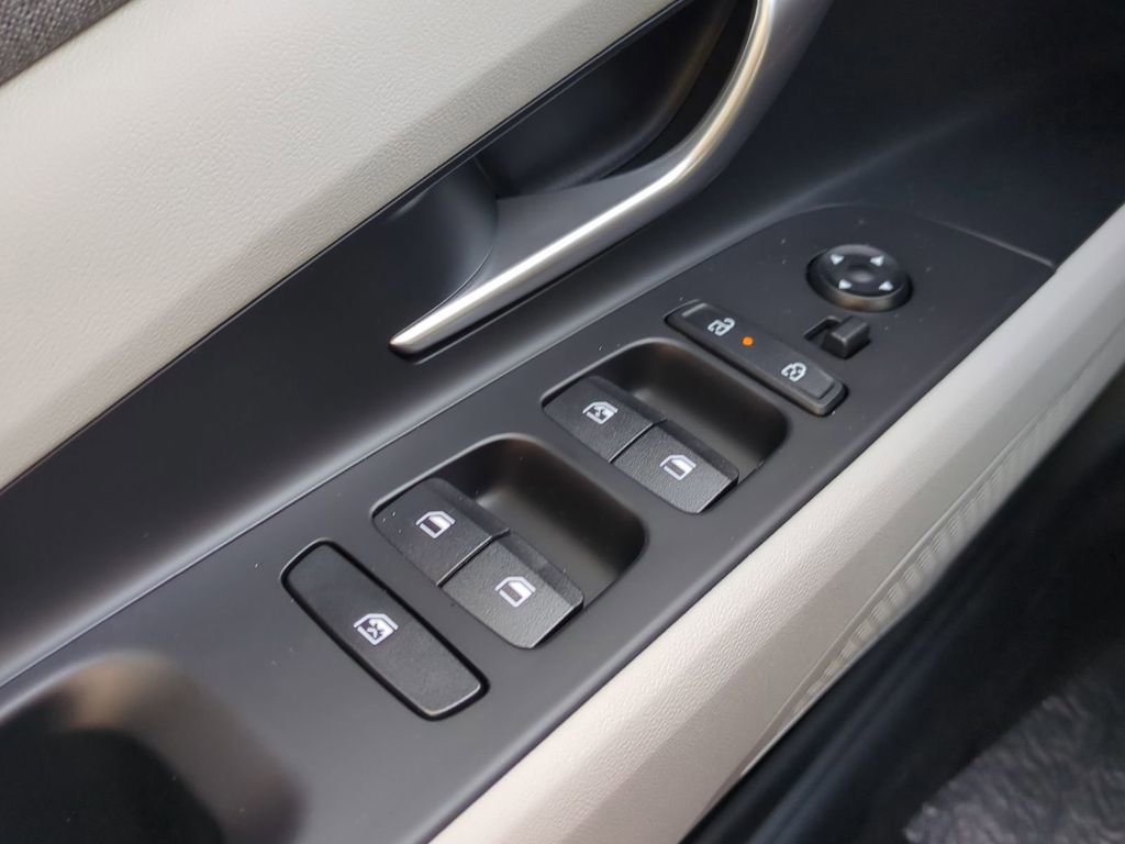 New 2026 Hyundai Elantra Limited image 30