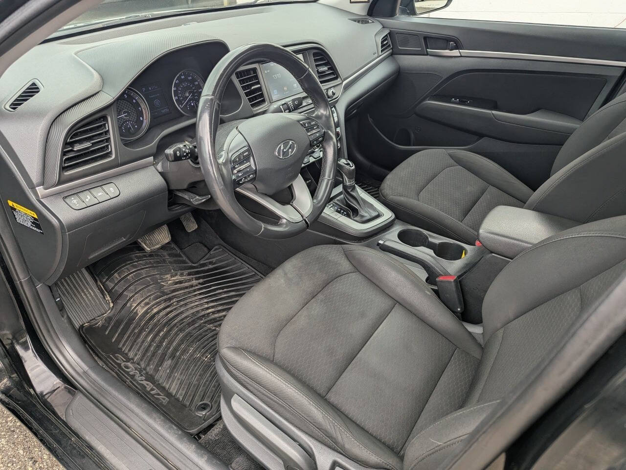 Used 2019 Hyundai Elantra Value Edition w/ Cargo Package FWD image 13