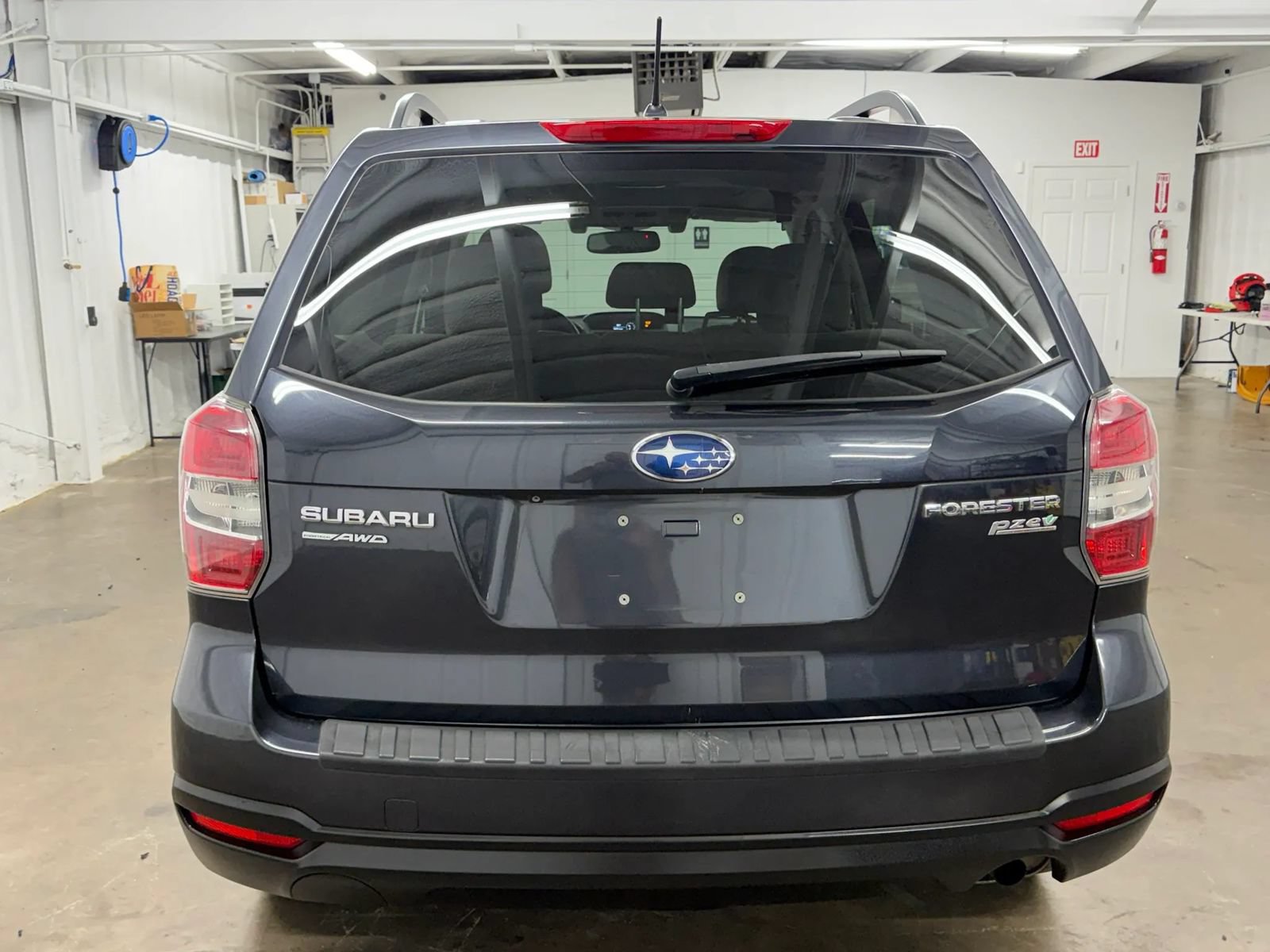 Used 2015 Subaru Forester 2.5i Premium AWD/4WD image 5