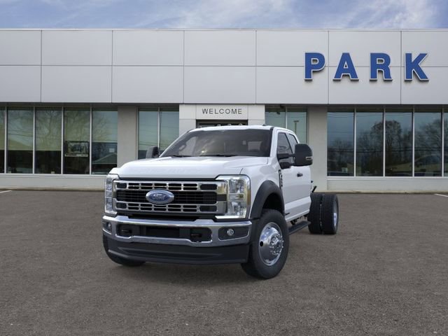 New 2026 Ford F550 4x4 Supercab Super Duty image 3