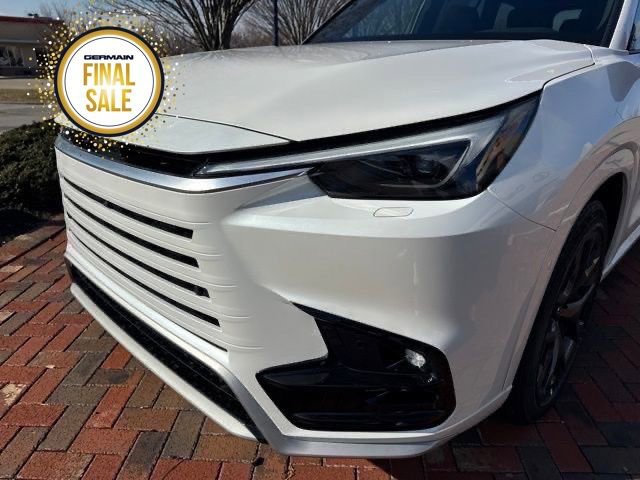 New 2025 Lexus TX 500h AWD image 11