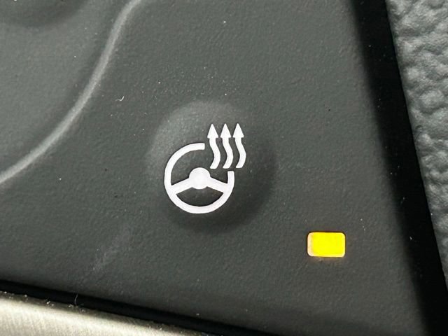 Used 2023 GMC Terrain Denali image 7