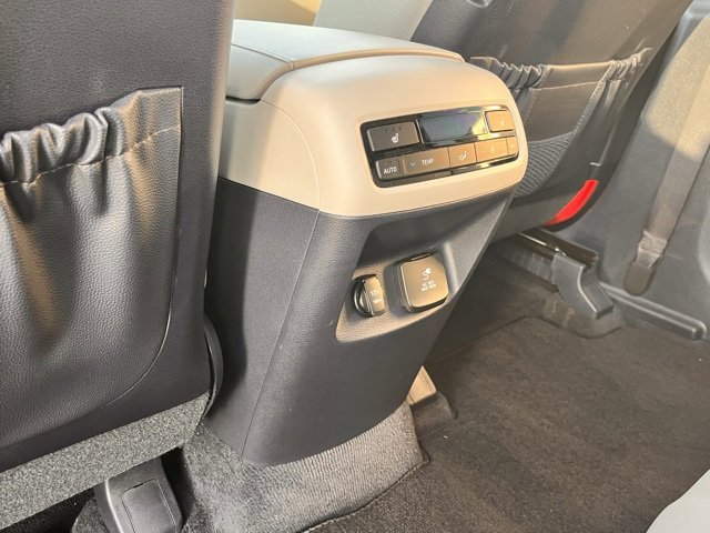 Used 2022 Hyundai Palisade SEL w/ 8P Bench Seat Package image 27