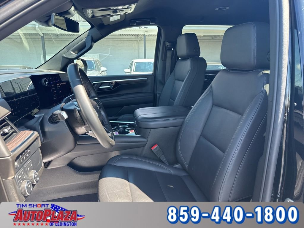Used 2025 Chevrolet Tahoe Z71 AWD/4WD image 15