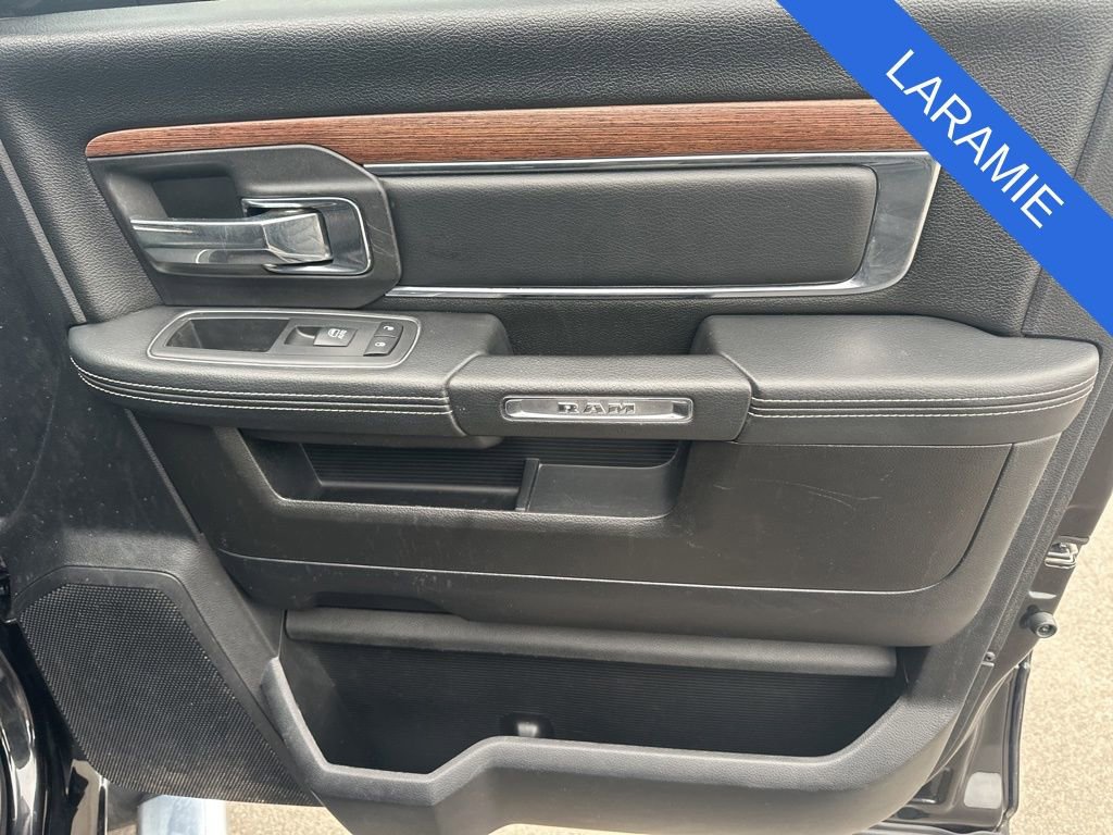Used 2018 RAM 2500 Laramie w/ Snow Chief Group AWD/4WD image 8