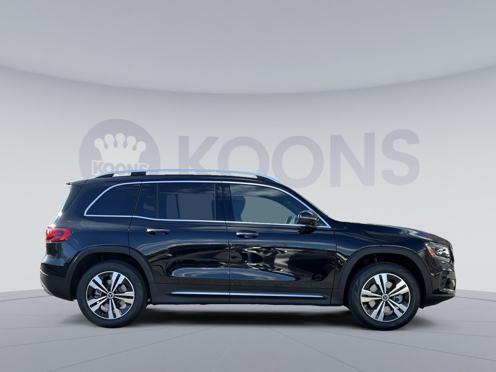 New 2026 Mercedes-Benz GLB 250 4MATIC image 7