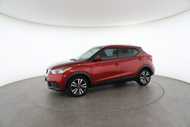 Used 2020 Nissan Kicks SV image 4