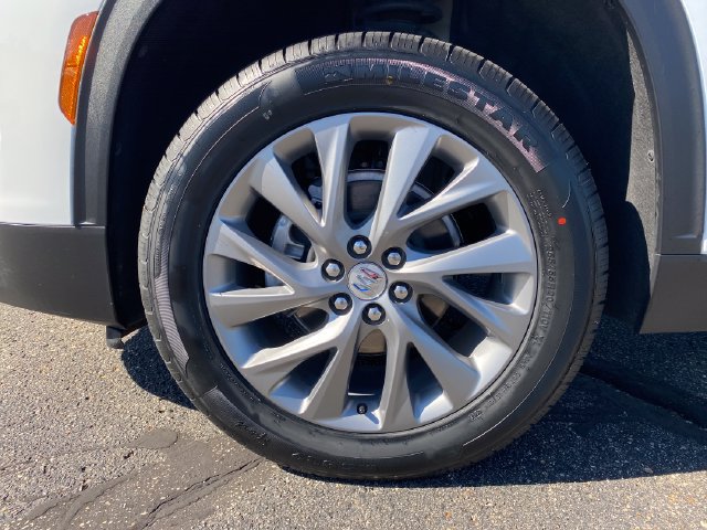 Certified 2025 Buick Enclave Preferred FWD image 24