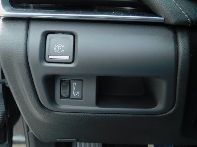 Used 2023 Cadillac CT5 Luxury w/ Sun And Sound Package image 25