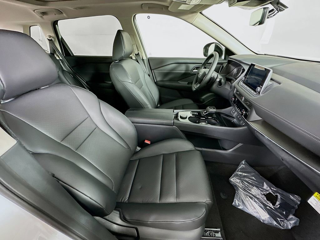 New 2026 Nissan Rogue SV image 36