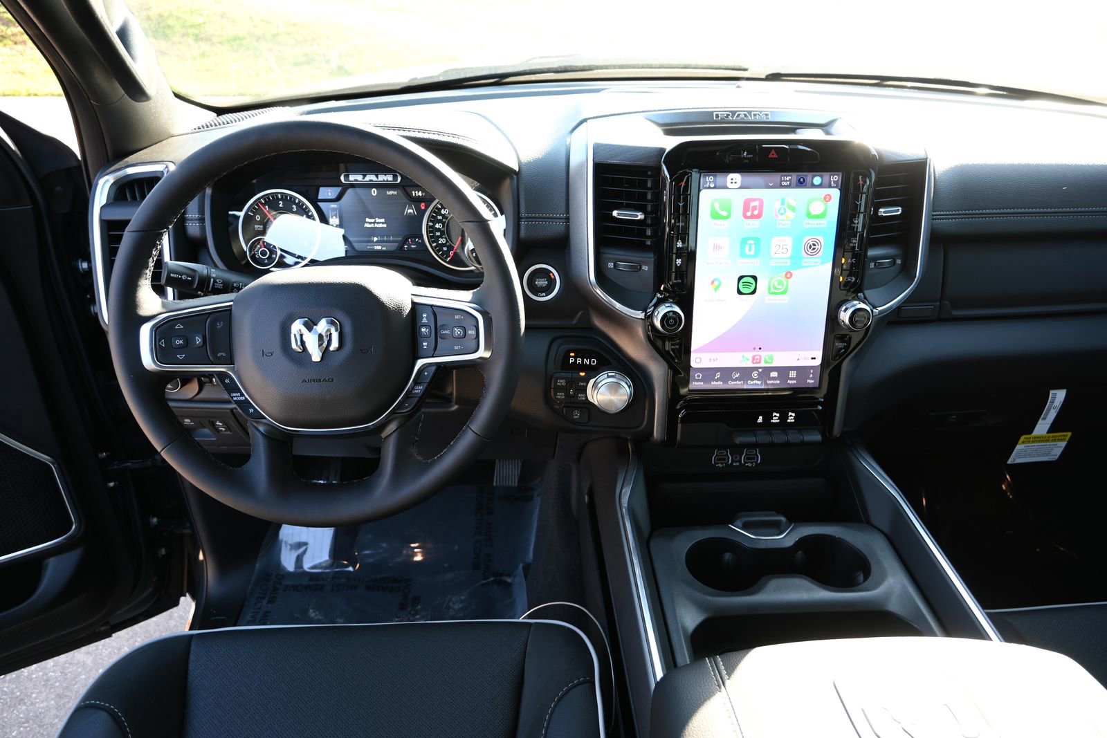 New 2025 RAM 1500 Laramie image 22