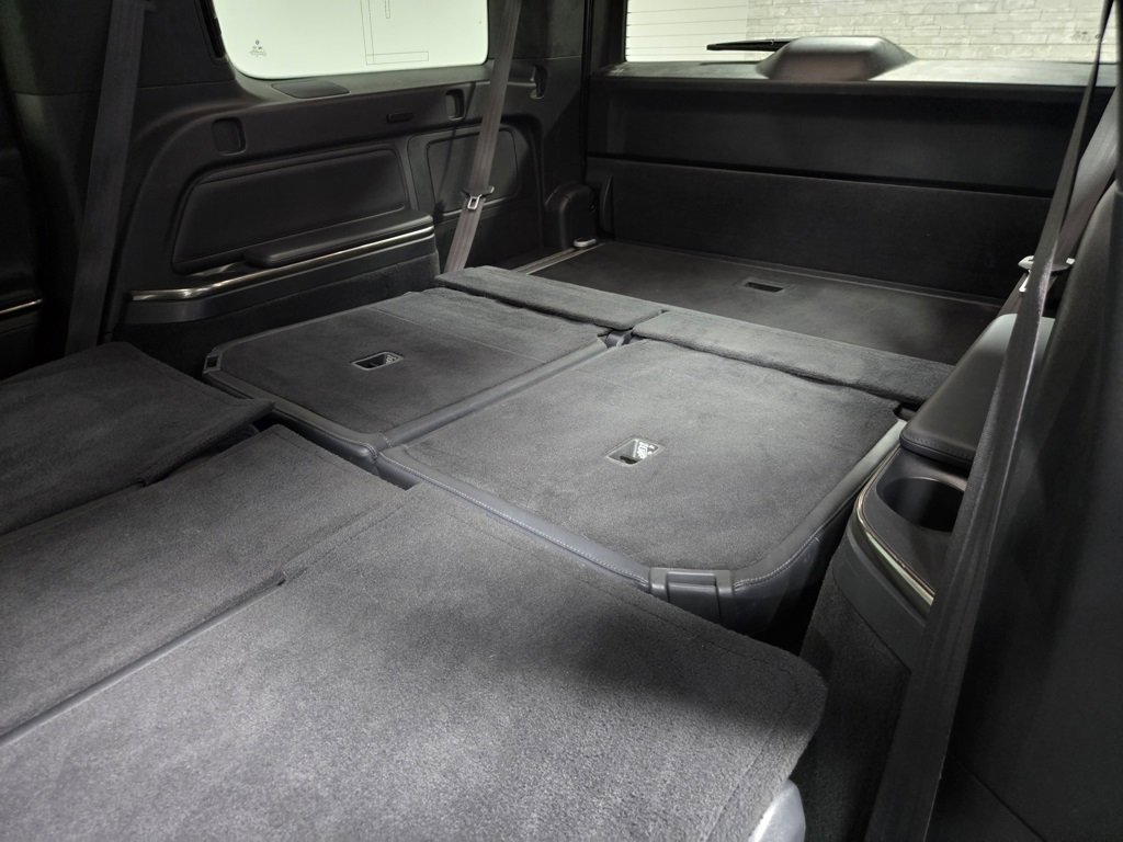 Used 2022 Rivian R1S Launch Edition image 40