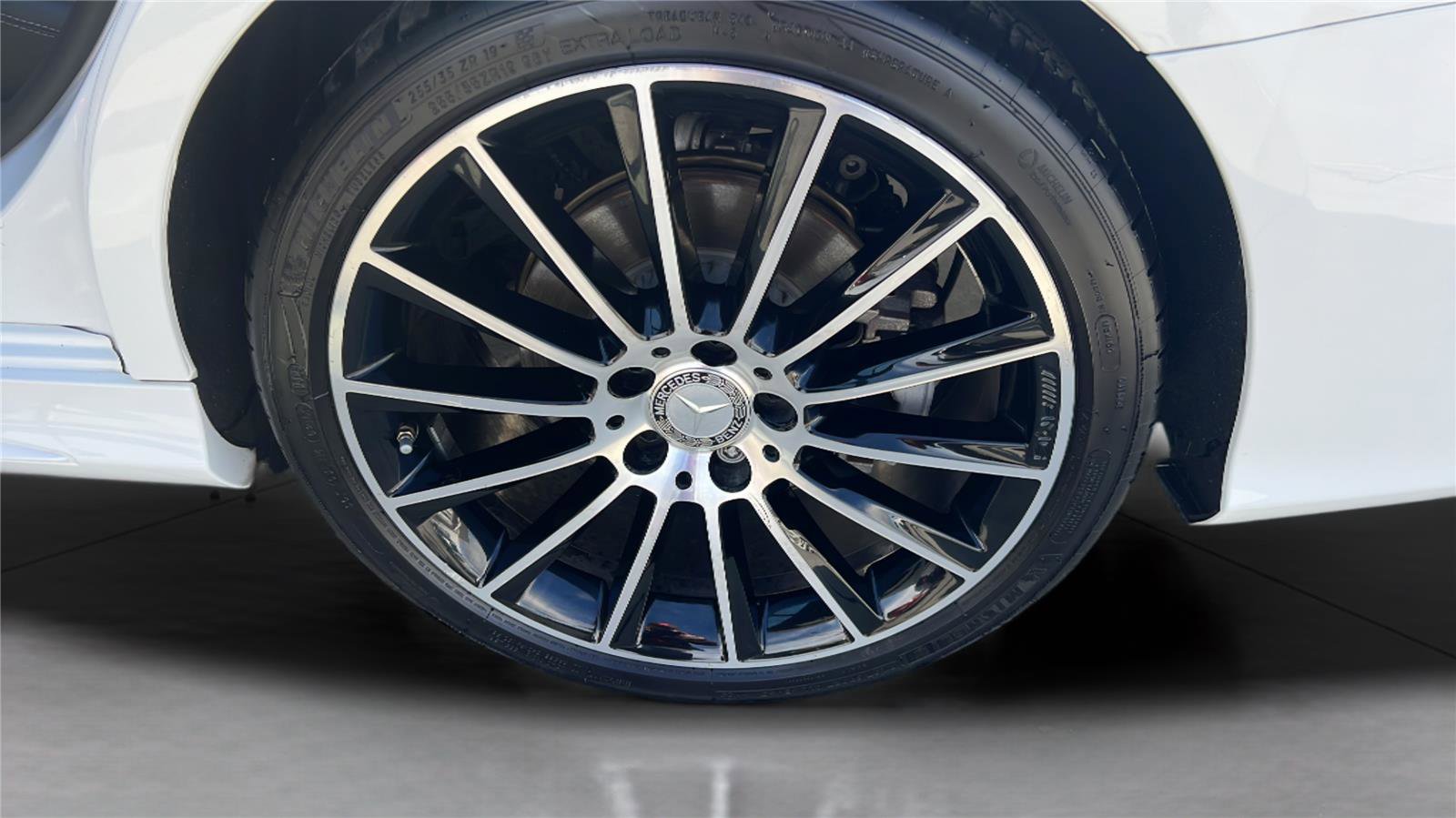 Used 2015 Mercedes-Benz C 300 Sport image 17