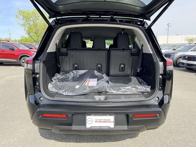 New 2026 Nissan Pathfinder SV w/ Cargo Package AWD/4WD image 12
