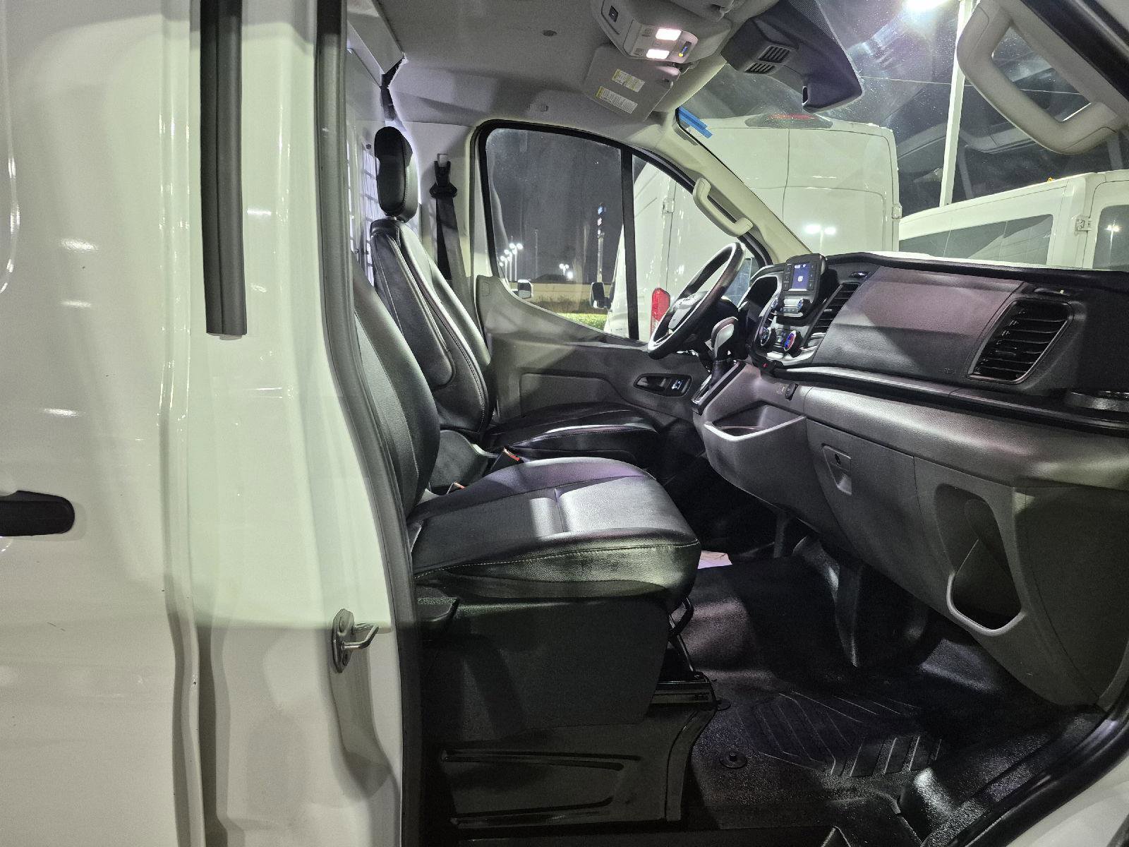 Certified 2023 Ford Transit 250 T250 image 17