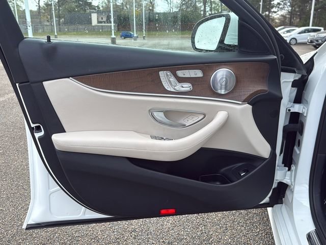 Used 2019 Mercedes-Benz E 300 w/ Premium 1 Package image 10