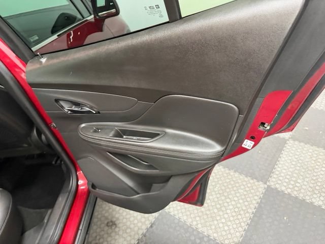 Used 2020 Buick Encore Preferred FWD image 43