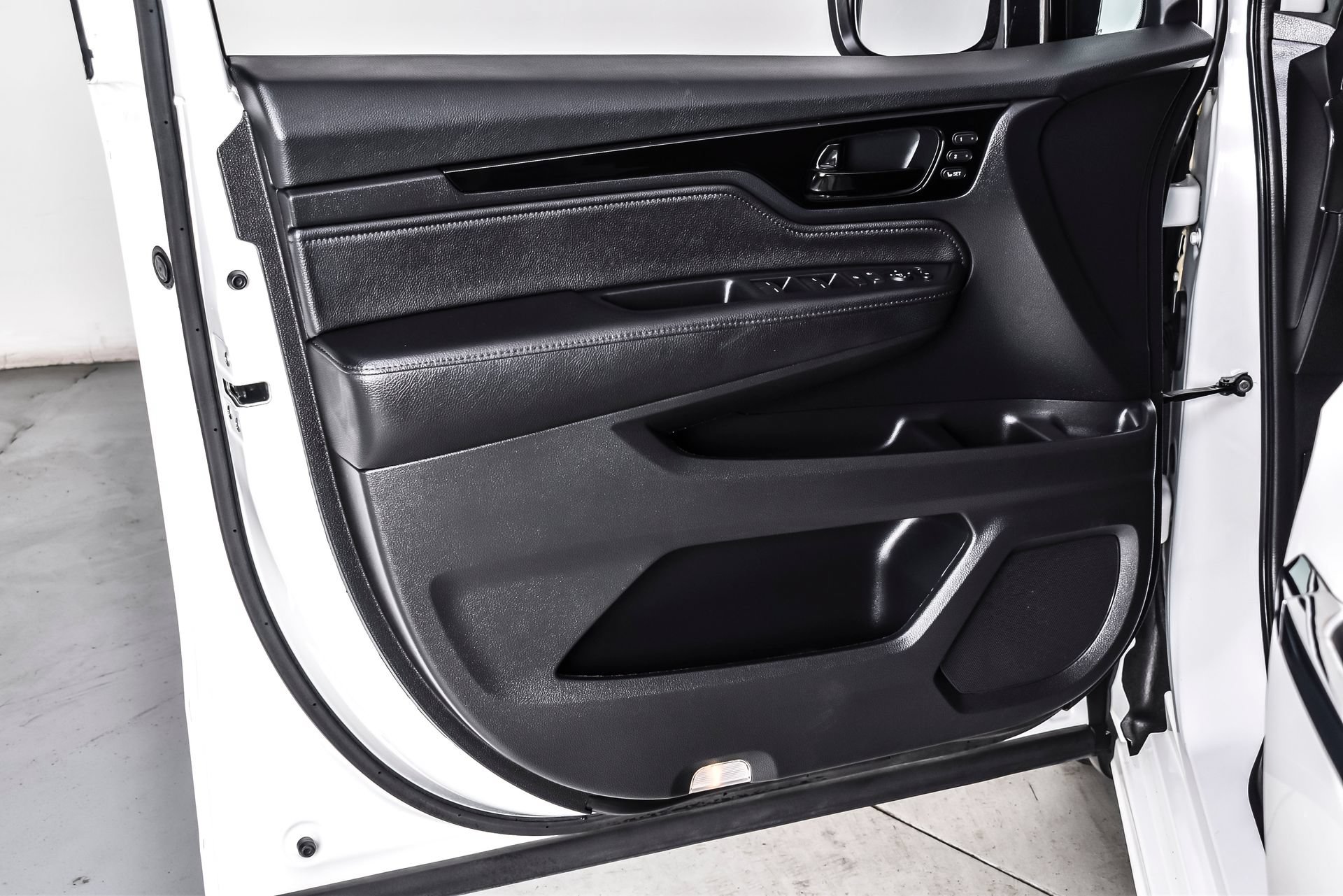 Used 2024 Honda Odyssey Touring image 13