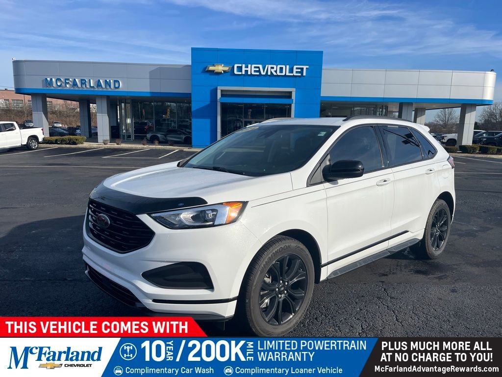 Used 2024 Ford Edge SE w/ Black Appearance Package