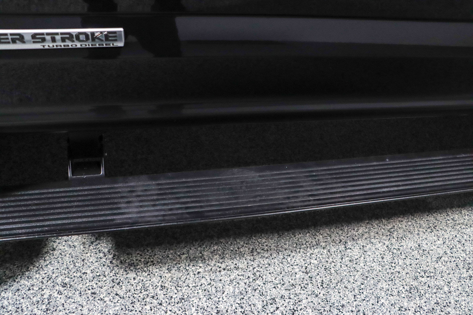 Used 2019 Ford F250 Platinum w/ Platinum Ultimate Package image 12