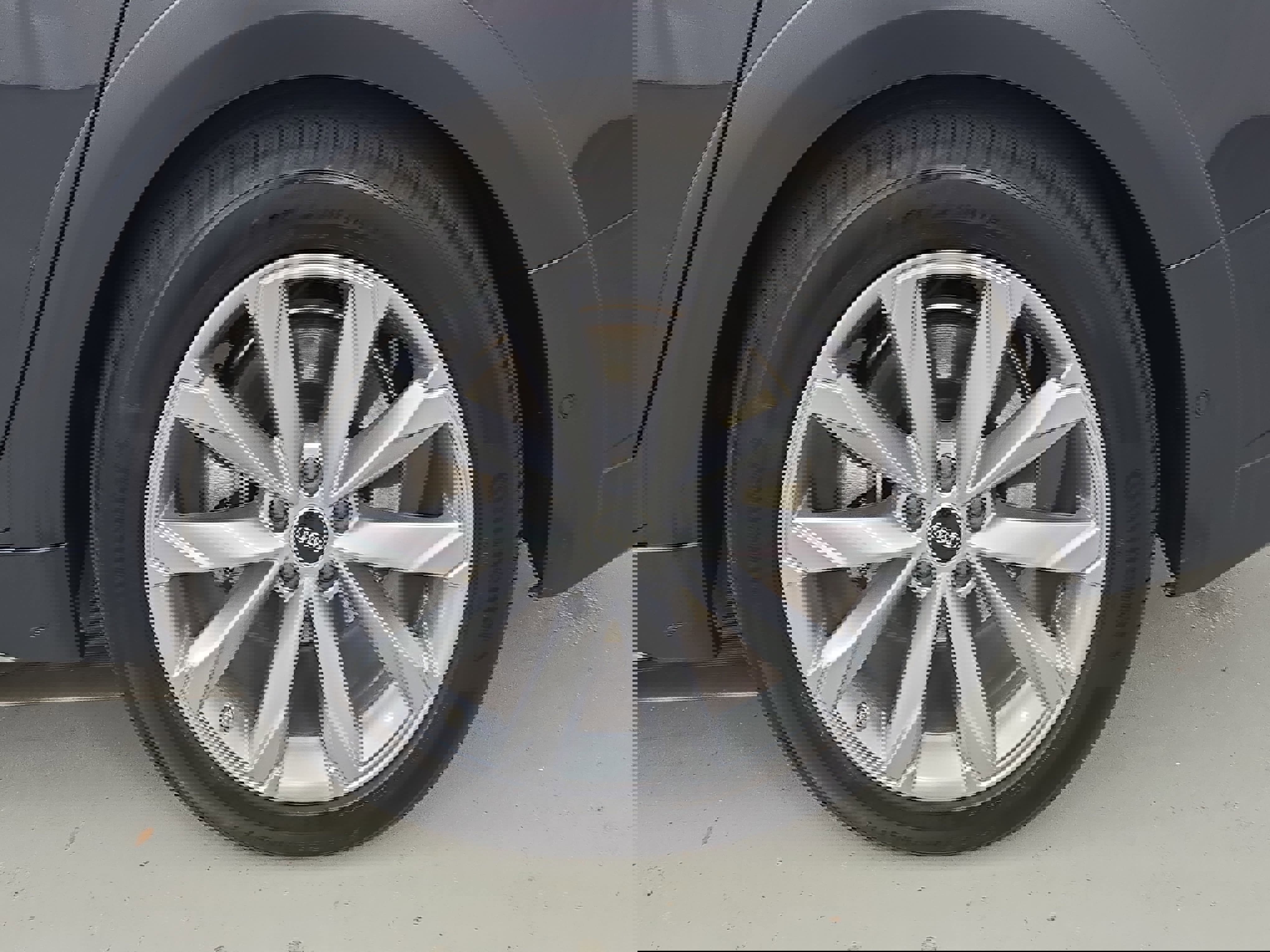 Used 2025 Audi A6 Premium Plus w/ Driver Assistance Package image 34