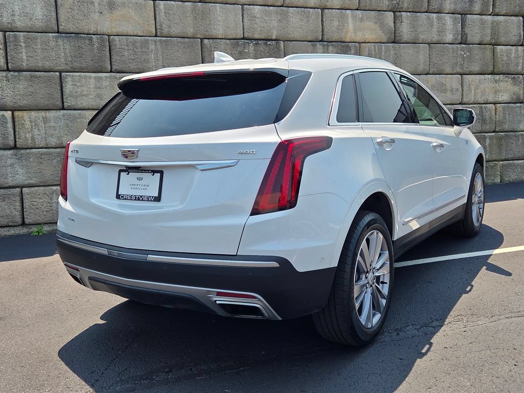 Used 2024 Cadillac XT5 Premium Luxury w/ Technology Package AWD/4WD image 5