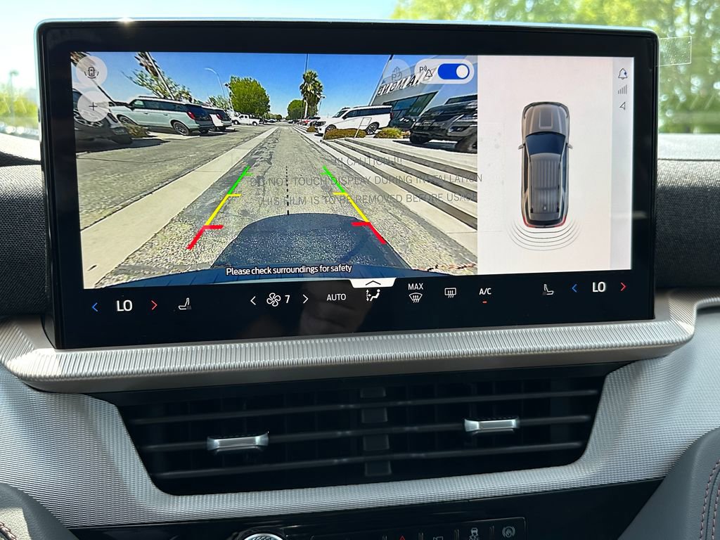 New 2026 Ford Explorer Active RWD image 32