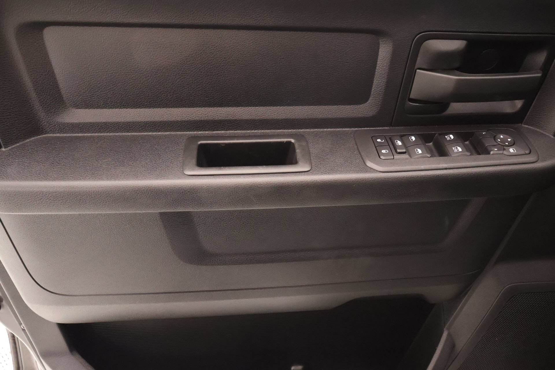 Used 2025 RAM 2500 Tradesman AWD/4WD image 15