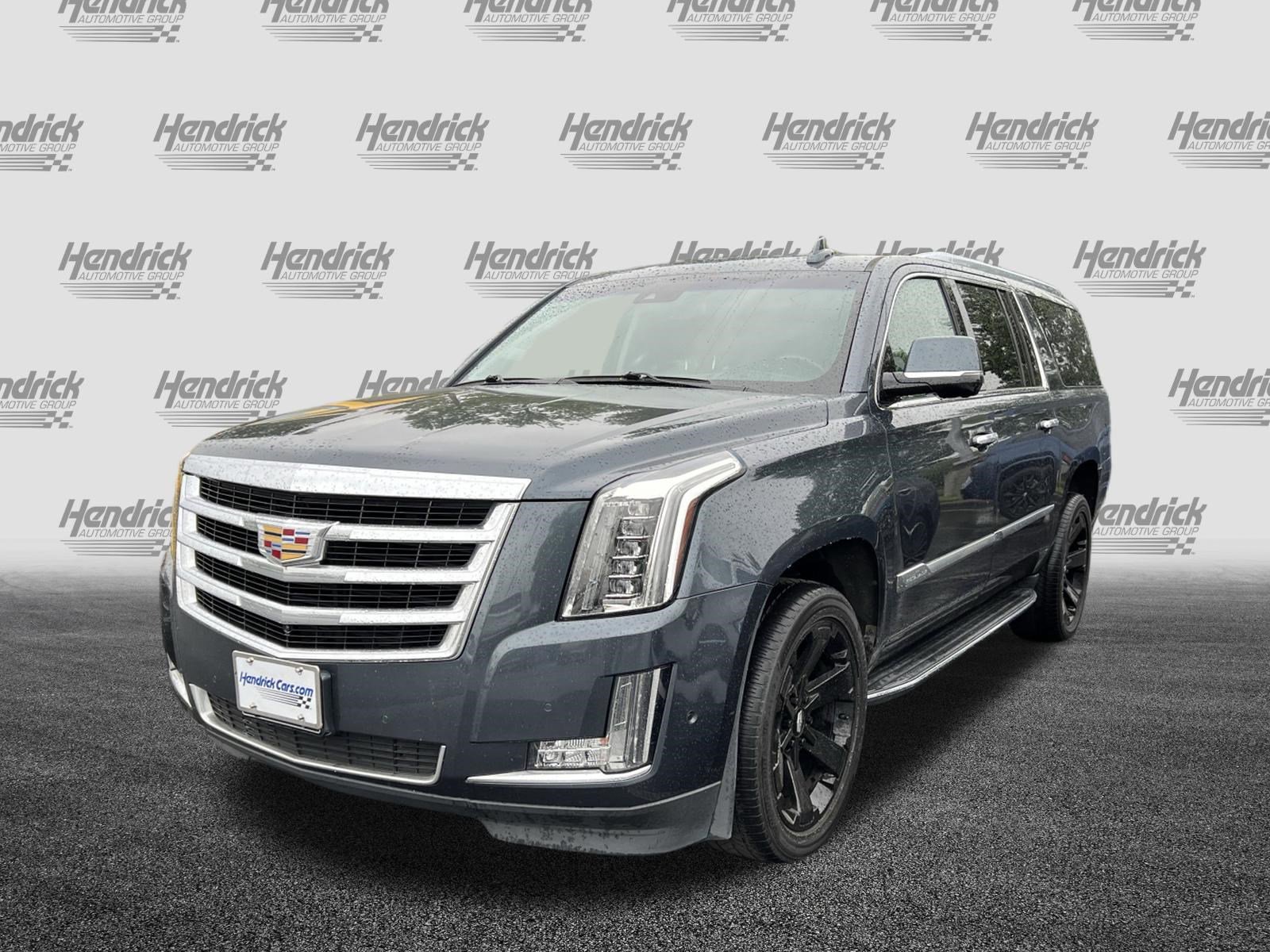 Used 2019 Cadillac Escalade ESV Luxury AWD/4WD image 6