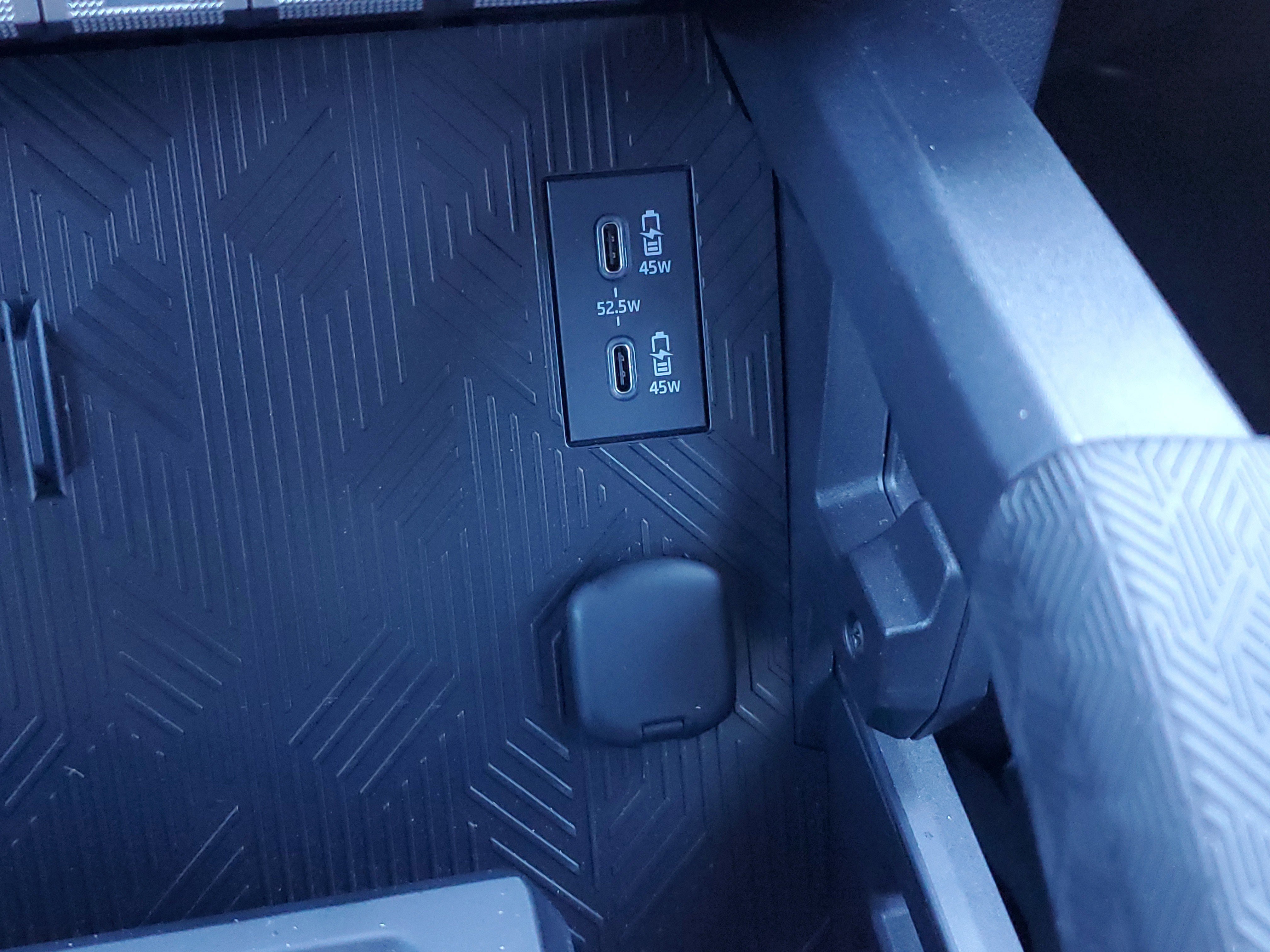 Used 2024 Toyota Tacoma SR5 image 28