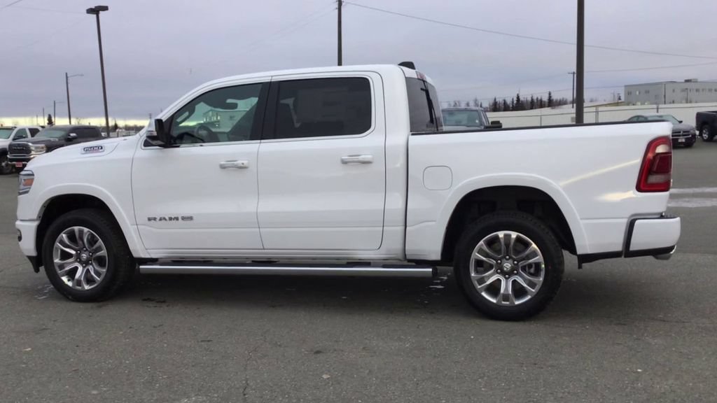 Used 2022 RAM 1500 Limited w/ Body Color Bumper Group AWD/4WD image 6