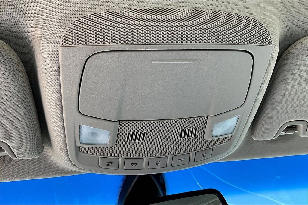 Used 2019 Lincoln MKZ Premiere FWD image 17