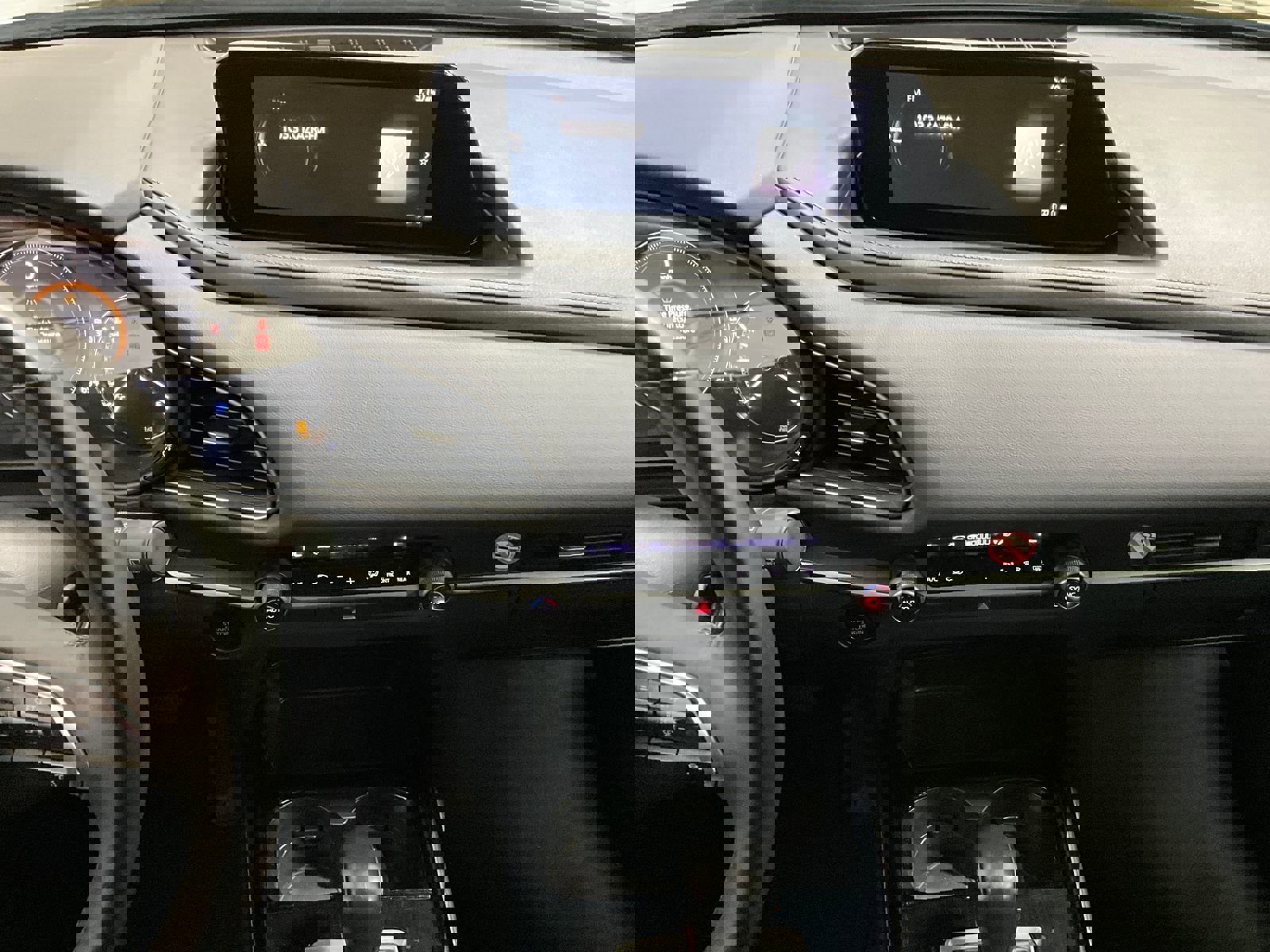 Used 2025 MAZDA CX-30 AWD 2.5 S w/ Select Sport Pkg image 7