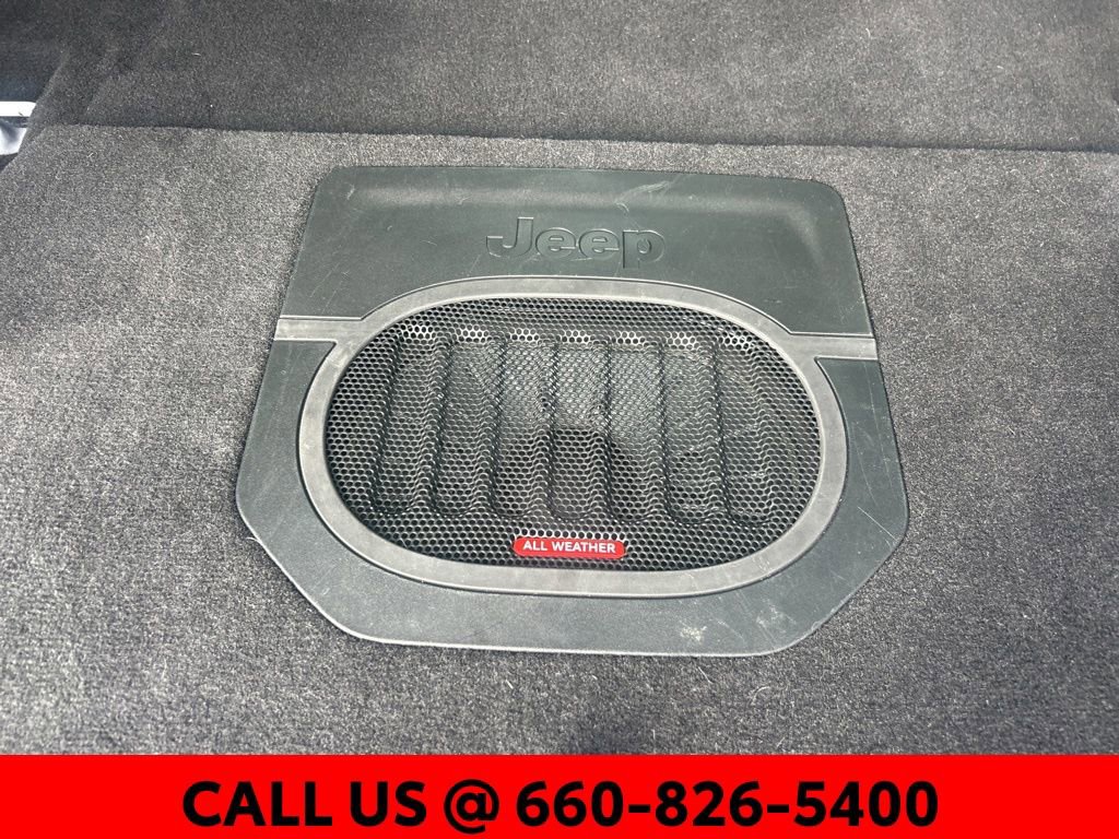 Used 2025 Jeep Wrangler Rubicon w/ Xtreme 35 Tire Package image 10