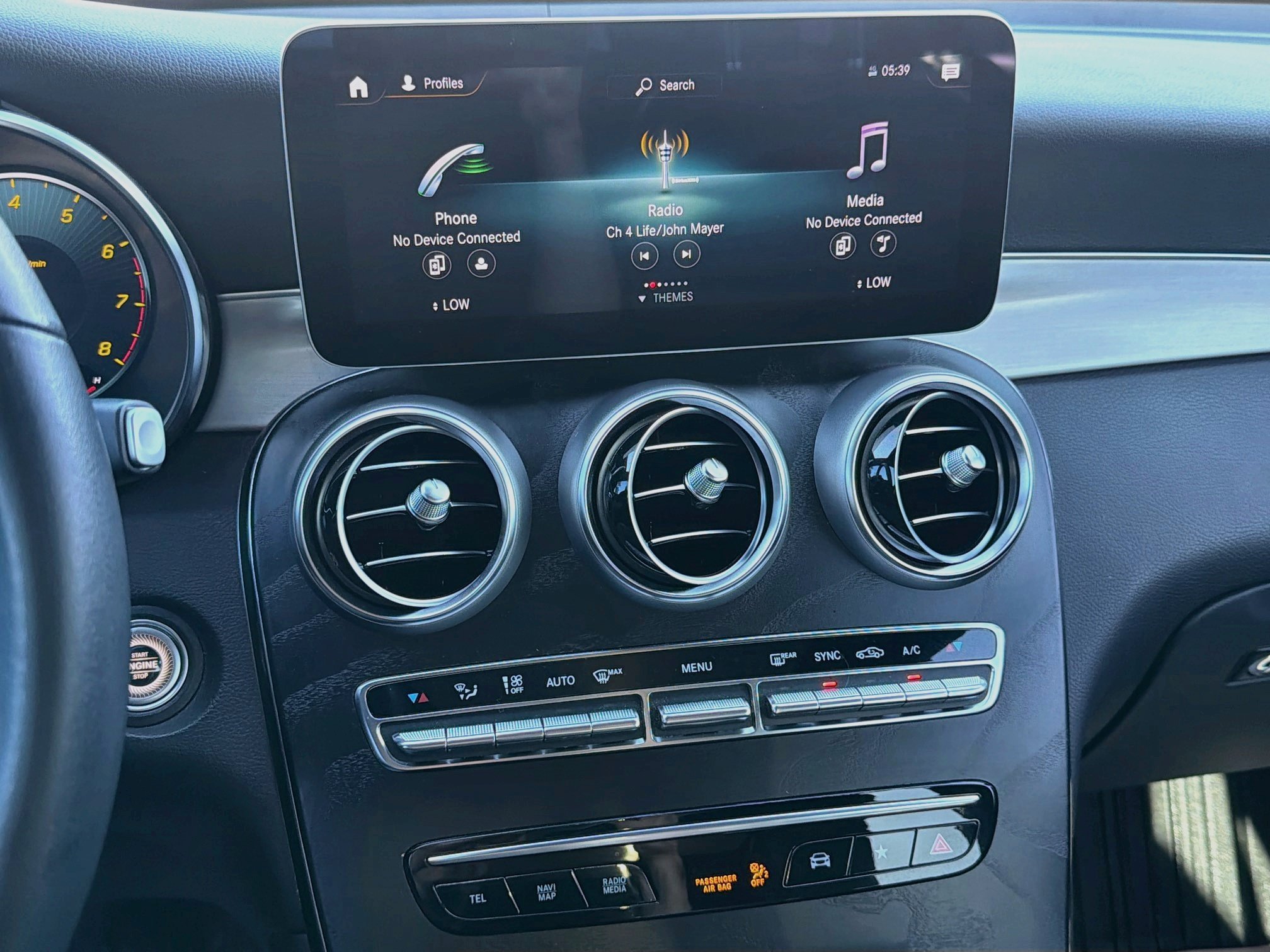 Used 2022 Mercedes-Benz GLC 300 image 28