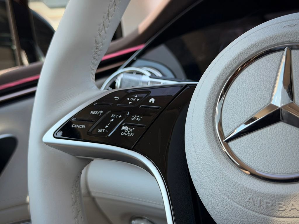 Used 2023 Mercedes-Benz EQS 580 4MATIC SUV image 27