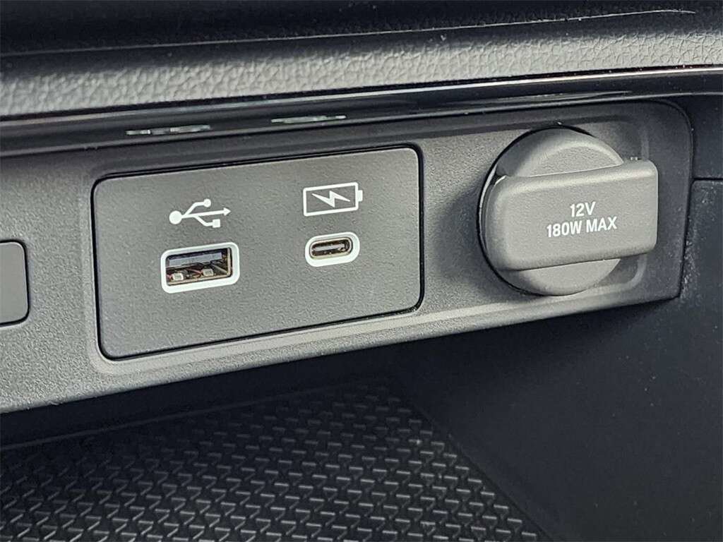Used 2024 Honda CR-V Sport image 30